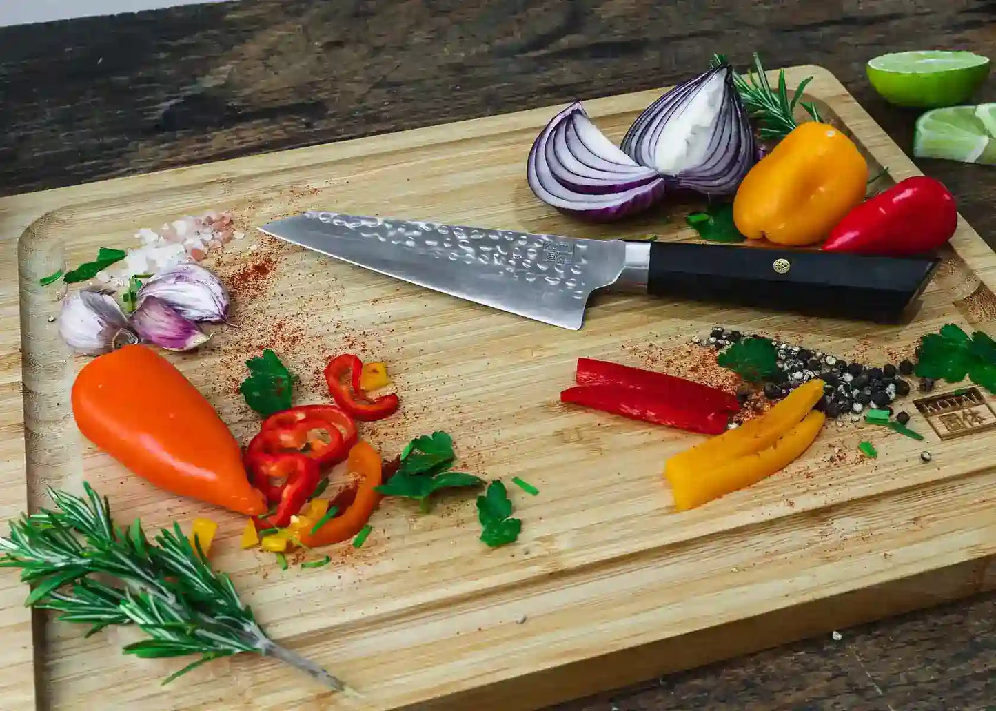 Couteau de cuisine professionnelle 13.5 cm style japonais
